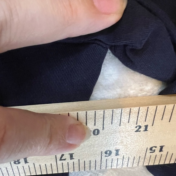 TALBOTS NAVY BLUE EUC COTTON JERSEY KNIT LONG SLEEVE TOP BLOUSE CUTOUT LACE TRIM - Picture 11 of 12